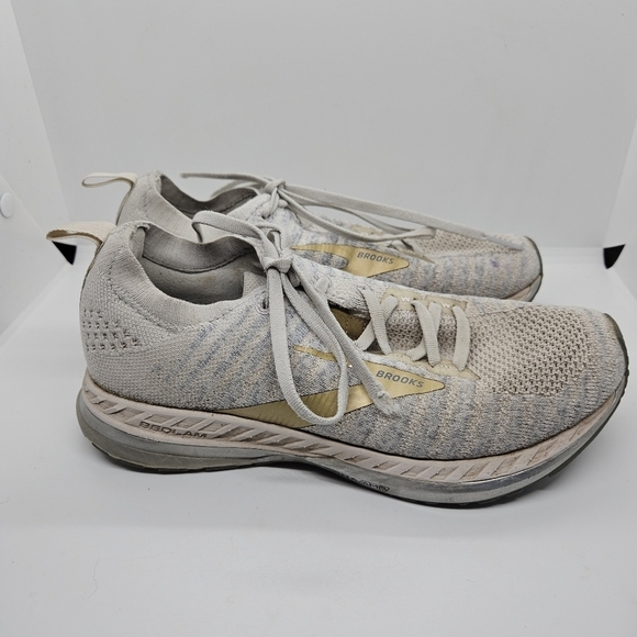 Brooks Bedlam 2 running sneakers white gray gold women's 7B - Picture 1 of 9